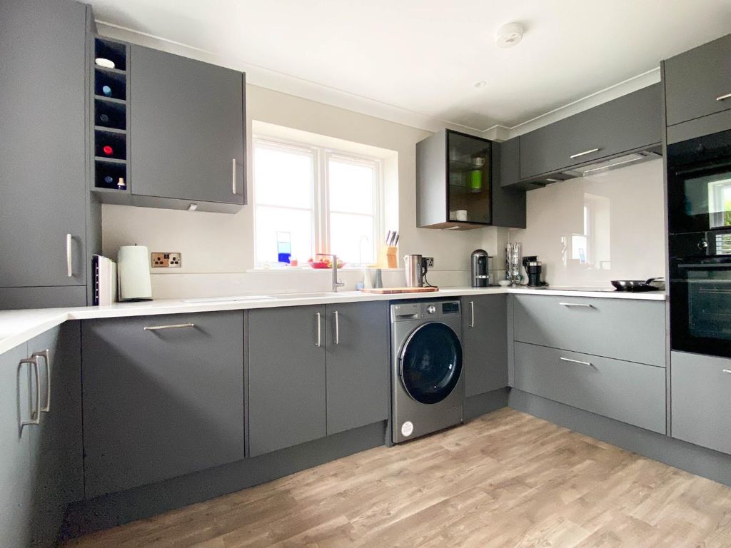 Property photo 2 of 27 Image00019.Jpg