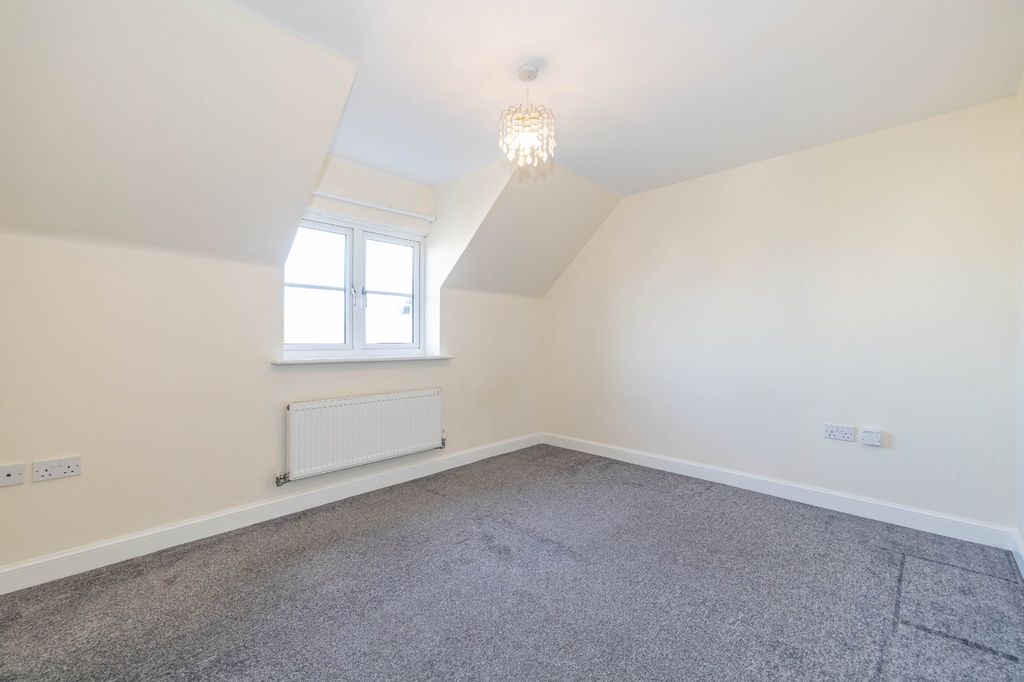 Property photo 2 of 9 Picture 2