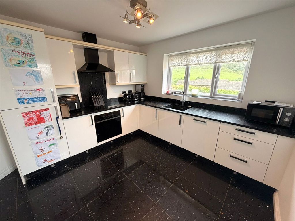 Property photo 3 of 20 Picture No. 09