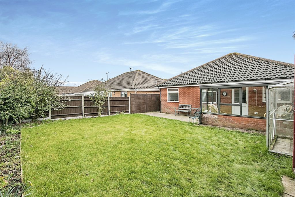 Property photo 3 of 13