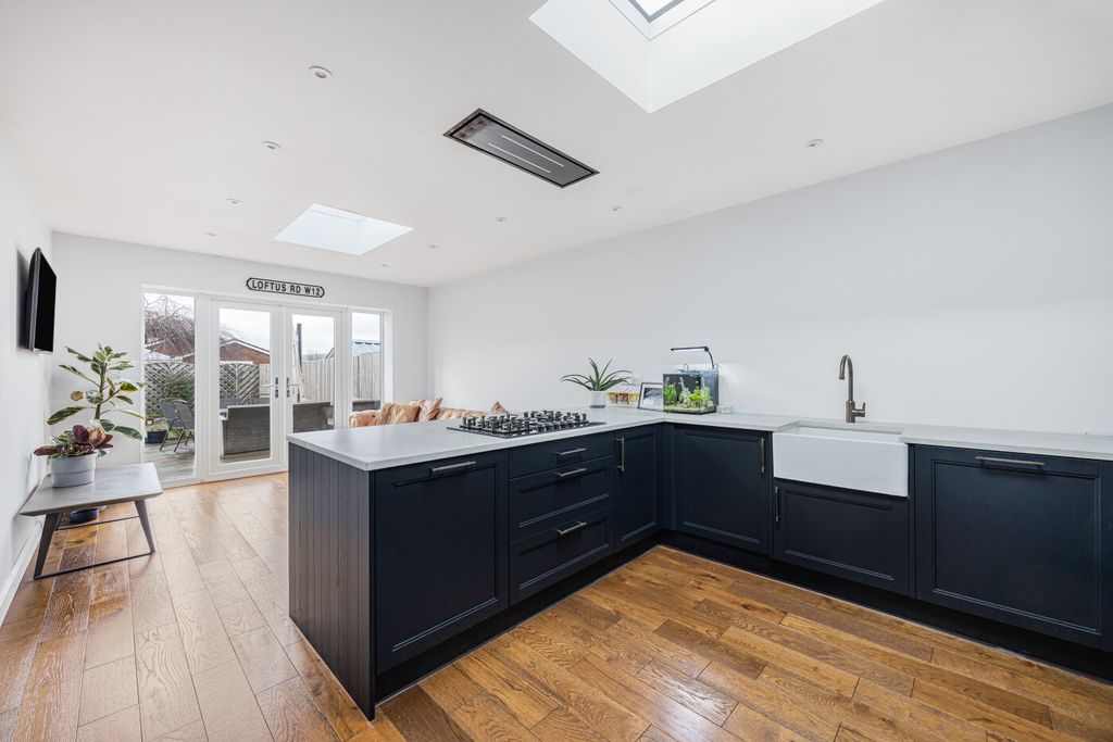 Property photo 2 of 30 17_71735.Jpg