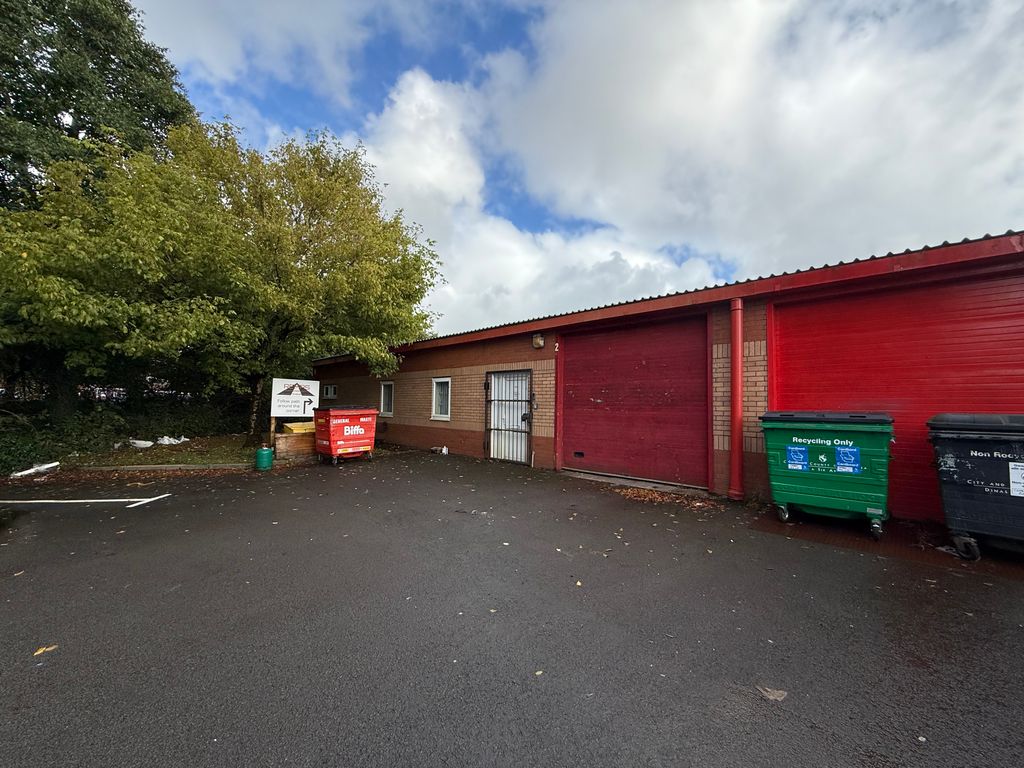 Property photo 2 of 9