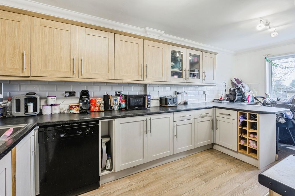 Property photo 2 of 14 Pbox-Img.Jpg