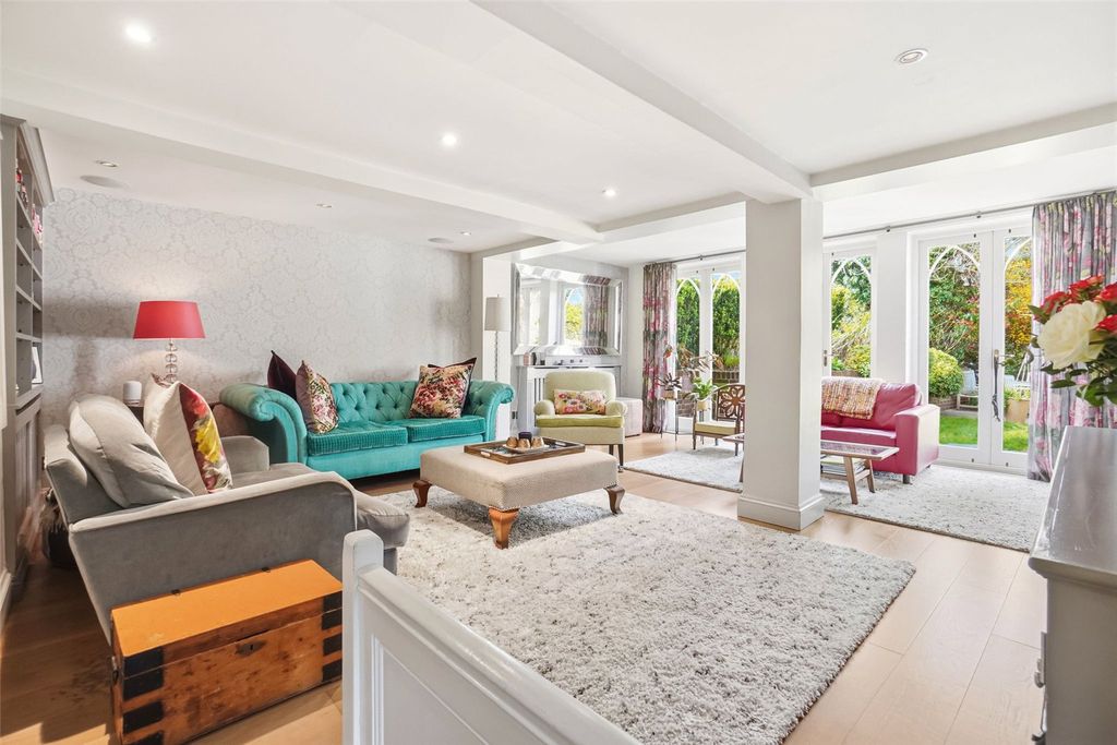 Property photo 3 of 21 Picture No. 16