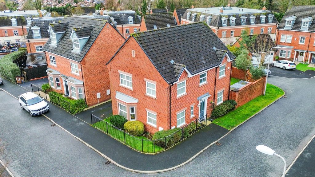 Property photo 1 of 33