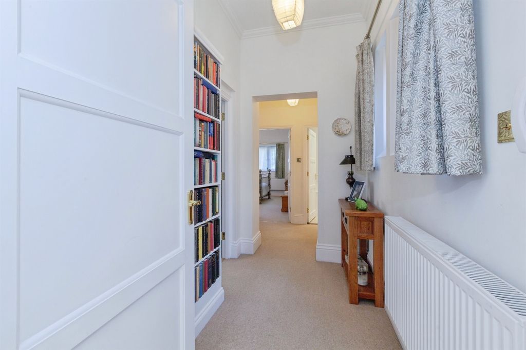 Additional image 19 of 2 bed flat for saleAcorn Close, Birstall, Leicester LE4
