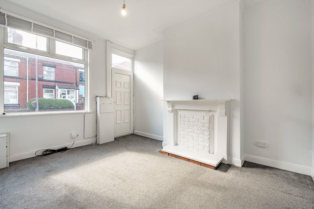 Property photo 3 of 22