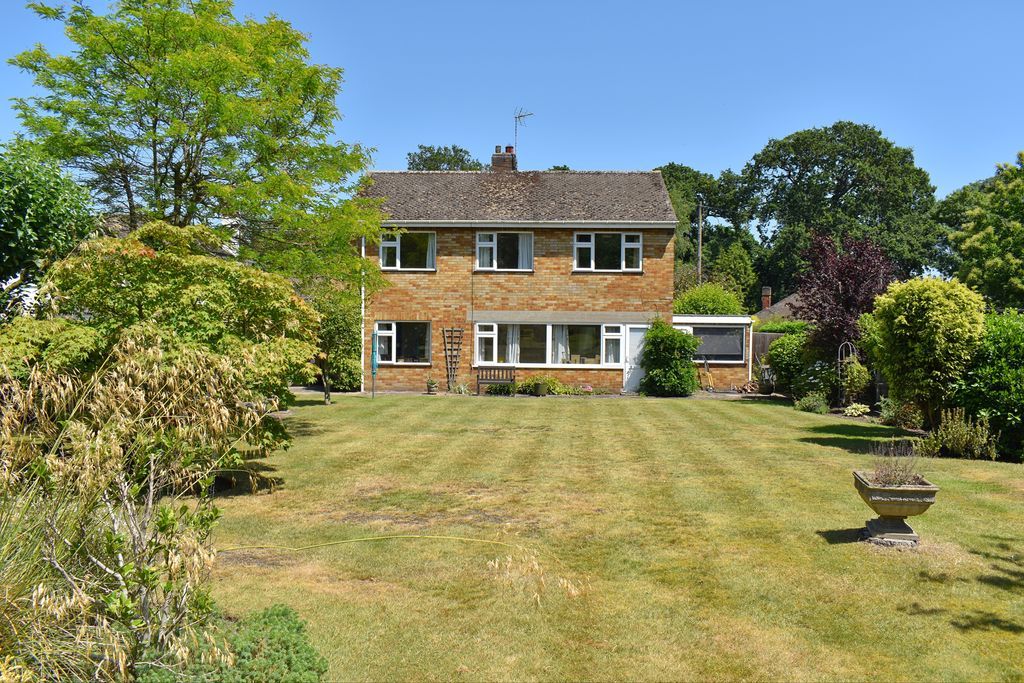 Property photo 2 of 13 Photo 11