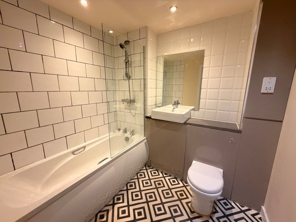 Property photo 3 of 9 Picture No. 06