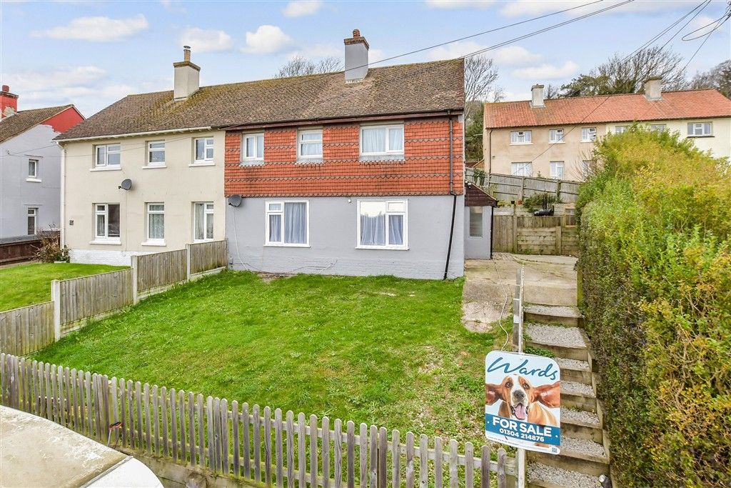 Property photo 1 of 14 External Front Web...