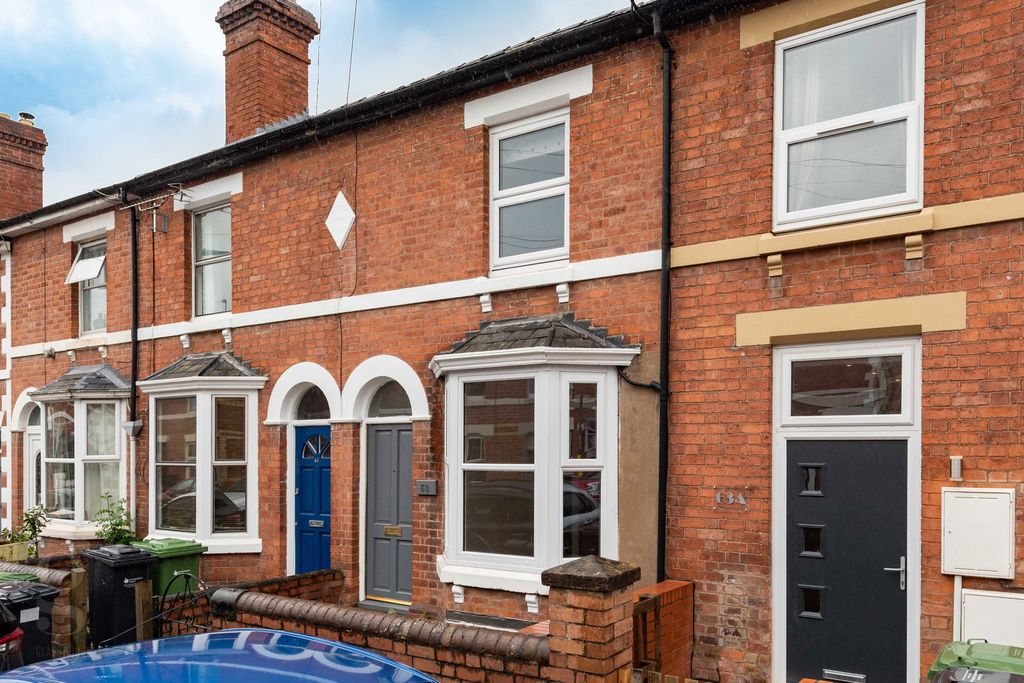 Property photo 1 of 16