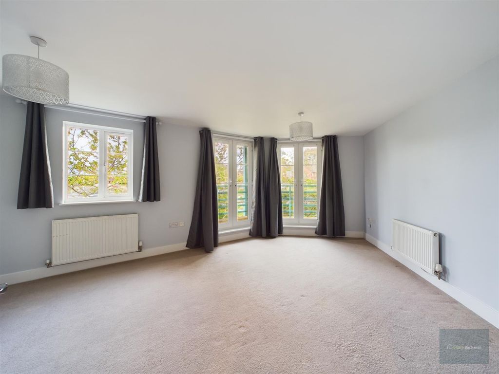Property photo 2 of 9 Cam02563G0-Pr0048-St