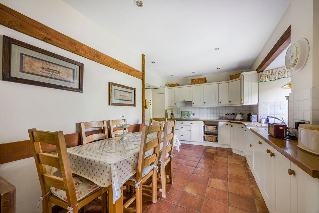 Property photo 3 of 17 Kitchen Dining Room