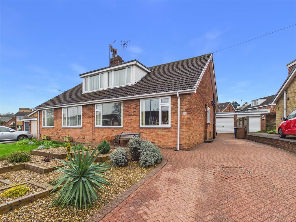 Property photo 1 of 17 Front