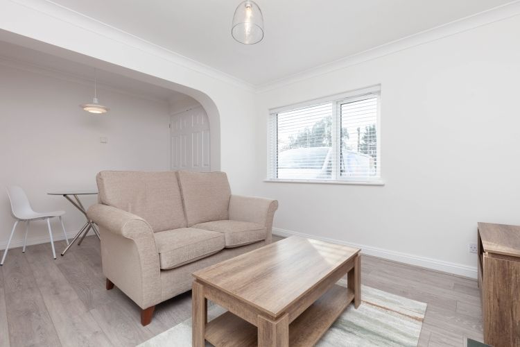 Property photo 1 of 7 271634