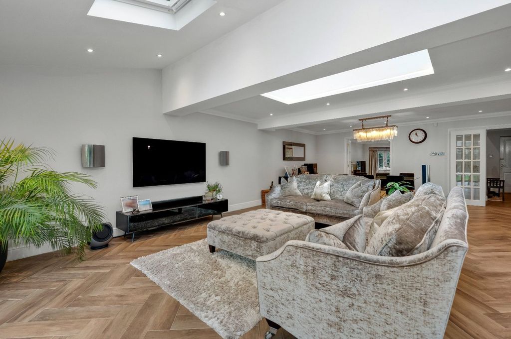 Property photo 2 of 14 Family Room