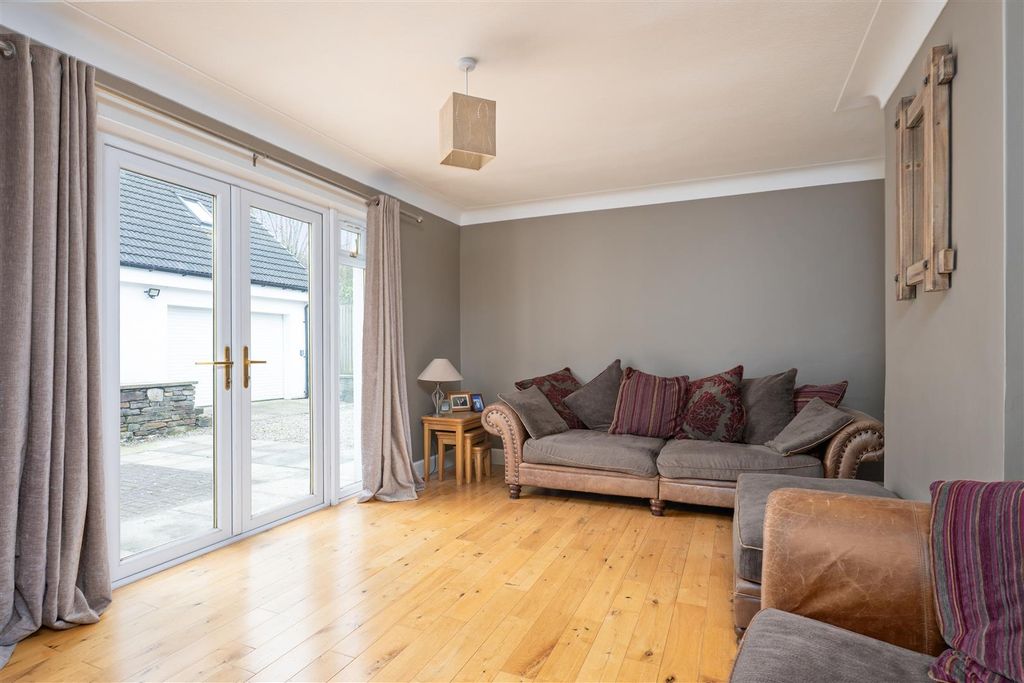 Property photo 2 of 21 S002.Jpg