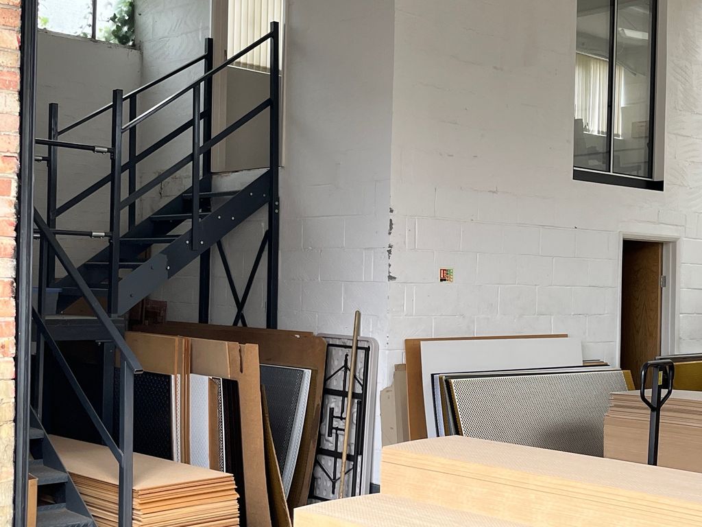 Property photo 3 of 8