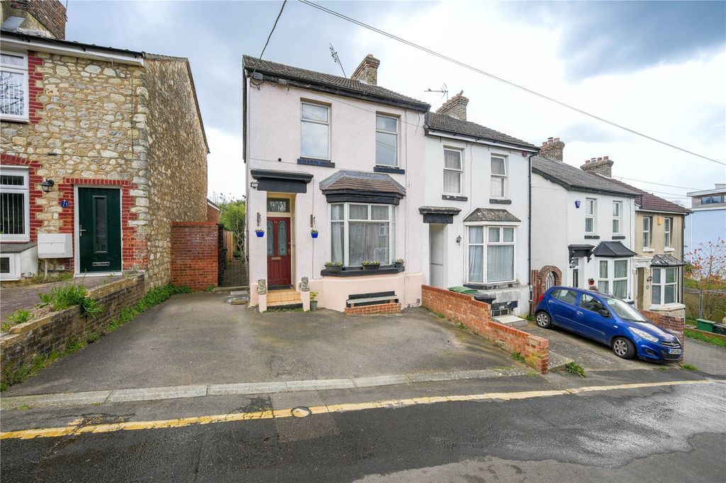 Property photo 1 of 11 Front Elevation