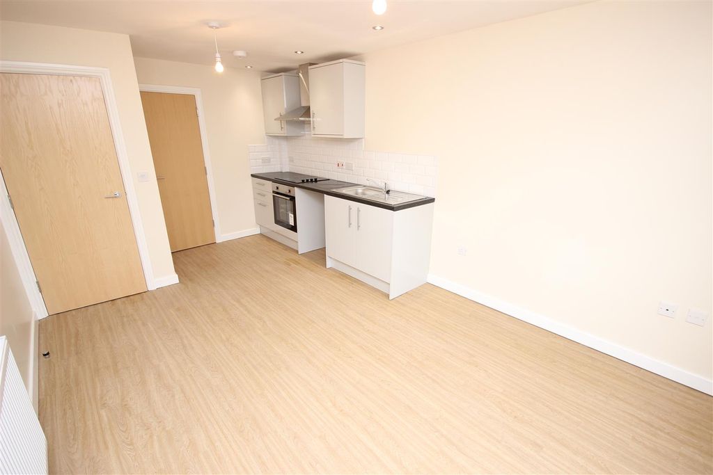 Property photo 2 of 7