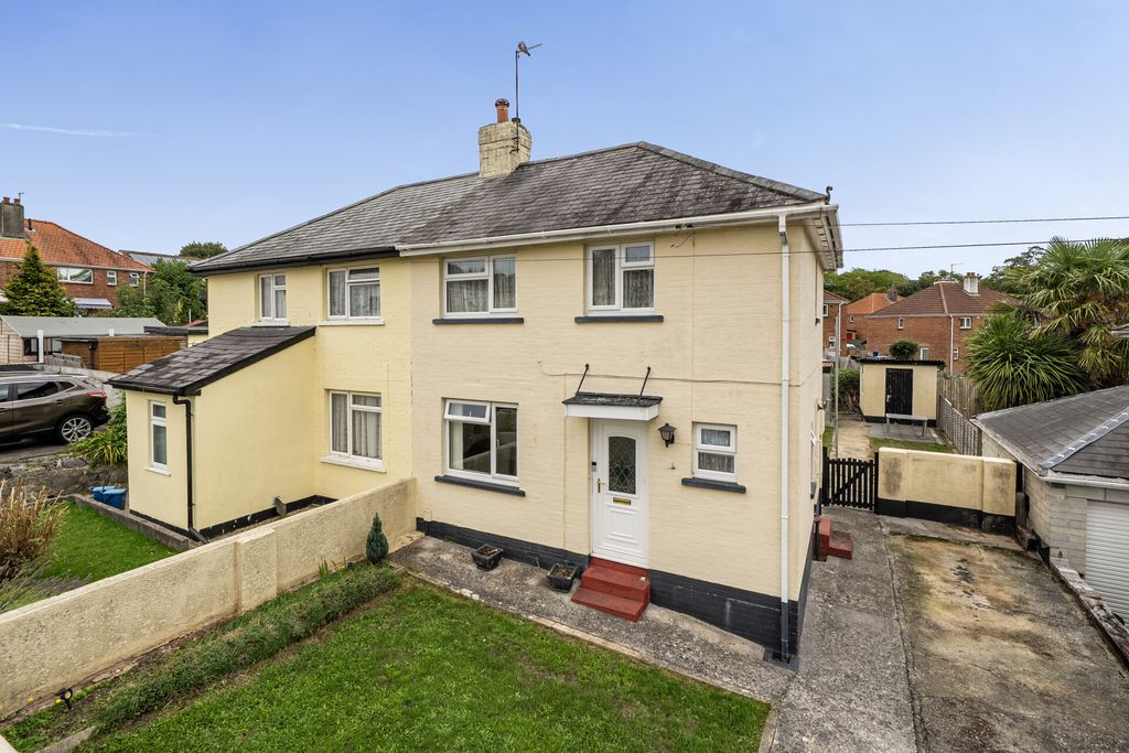 Property photo 1 of 16 1519622.Jpg