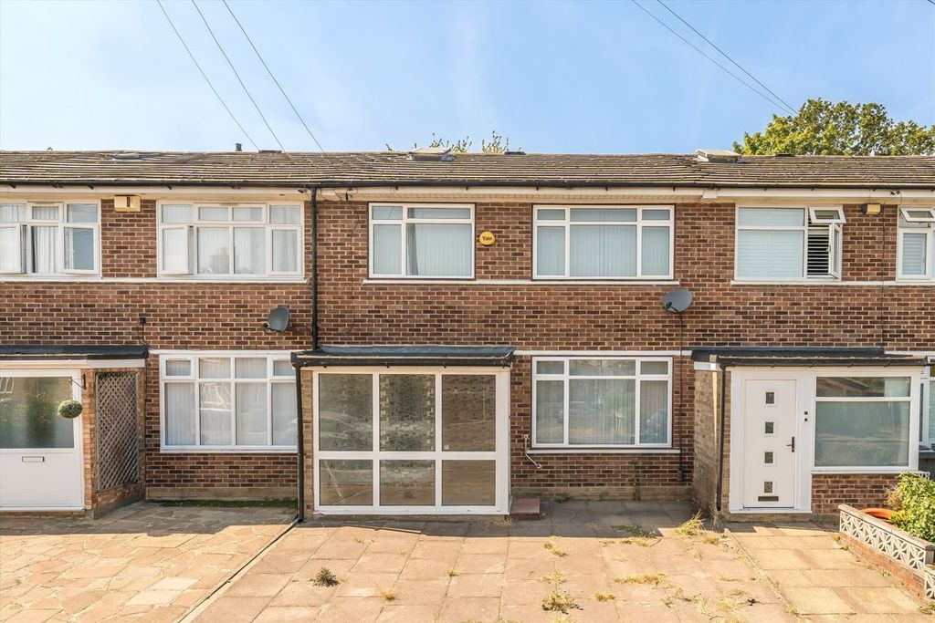 Property photo 1 of 8