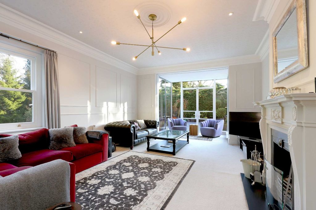 Property photo 3 of 28 Picture No. 08