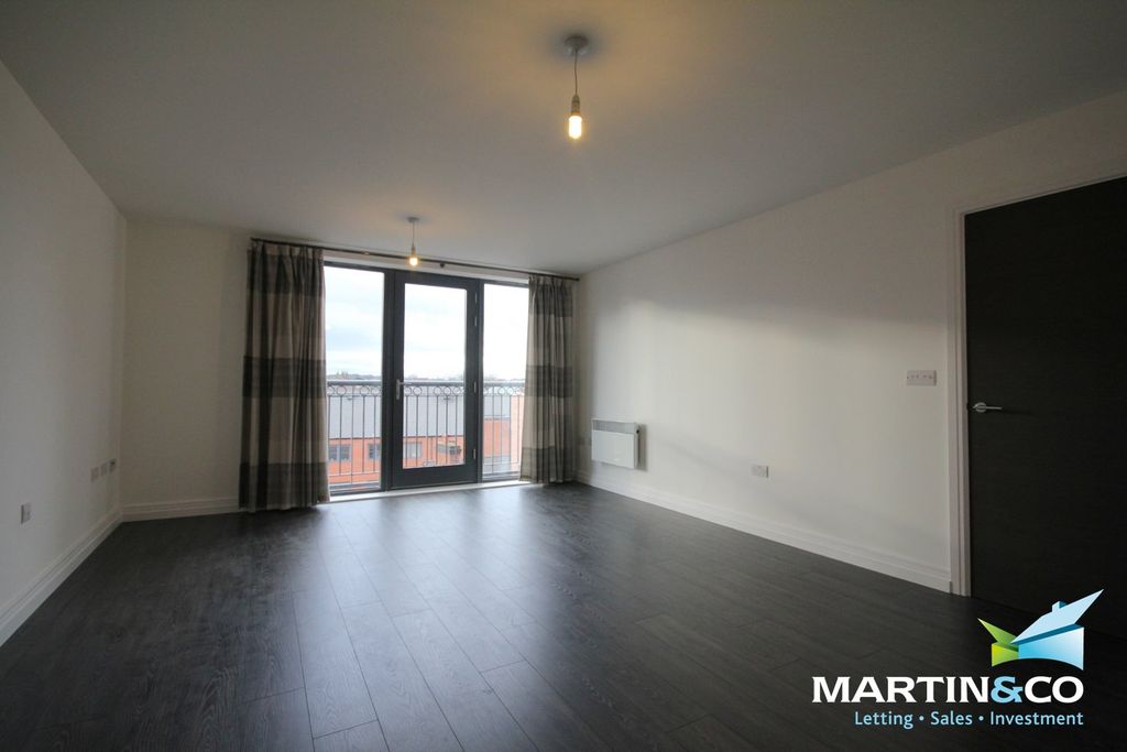 Property photo 2 of 9