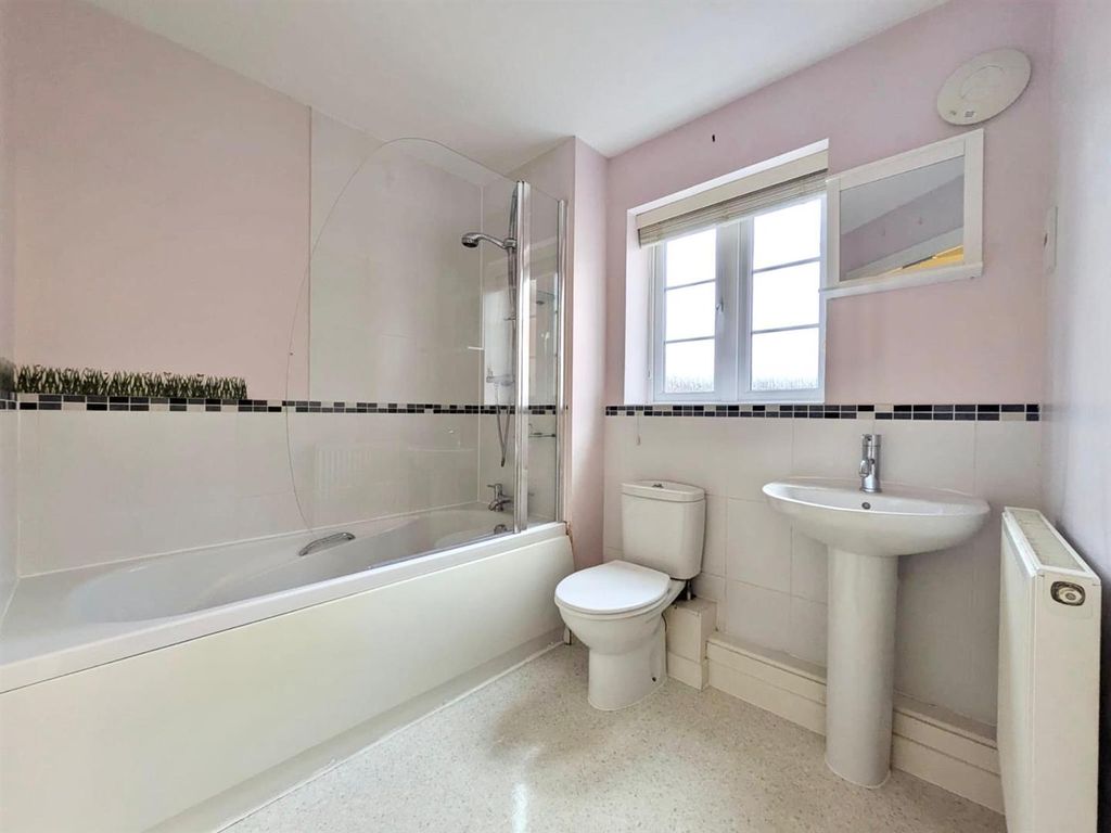 Additional image 5 of 2 bed flat for saleMulholland Way, Highbridge TA9