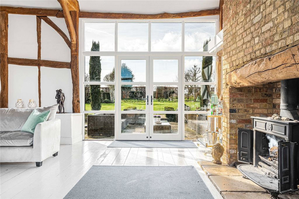 Property photo 3 of 46 Picture No. 07