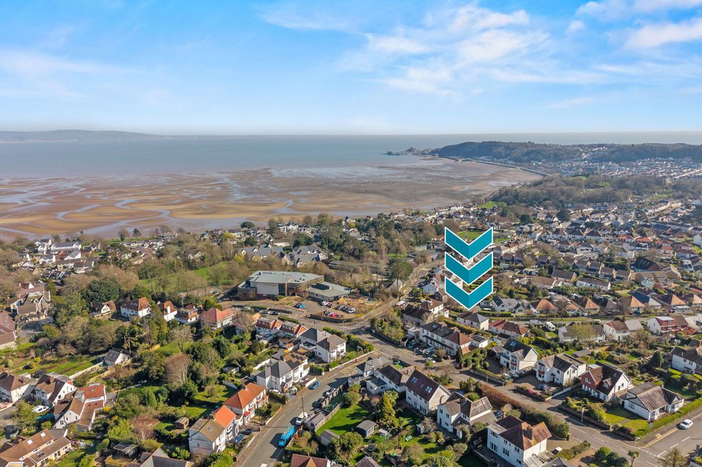 Property photo 3 of 27