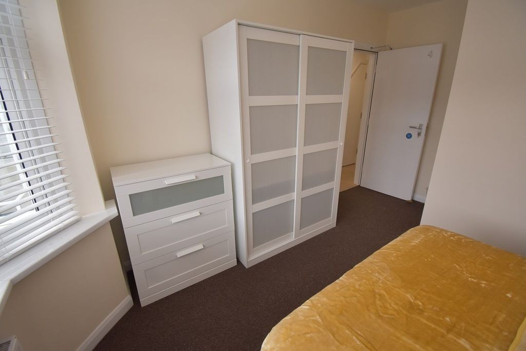 Property photo 2 of 7 Gallery