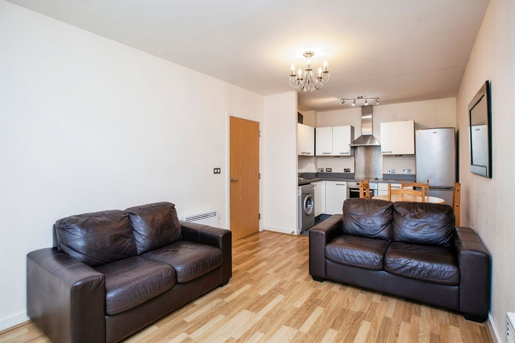 Property photo 3 of 15