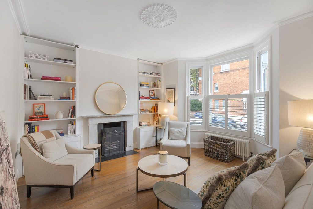 Property photo 2 of 23 Image