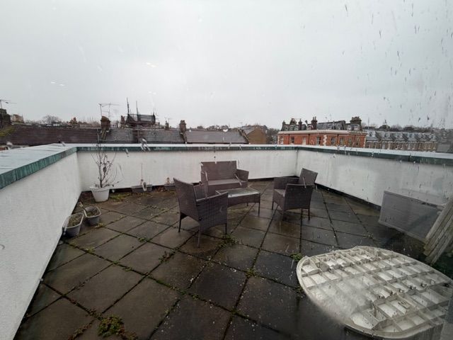 Property photo 2 of 10 Photo 1