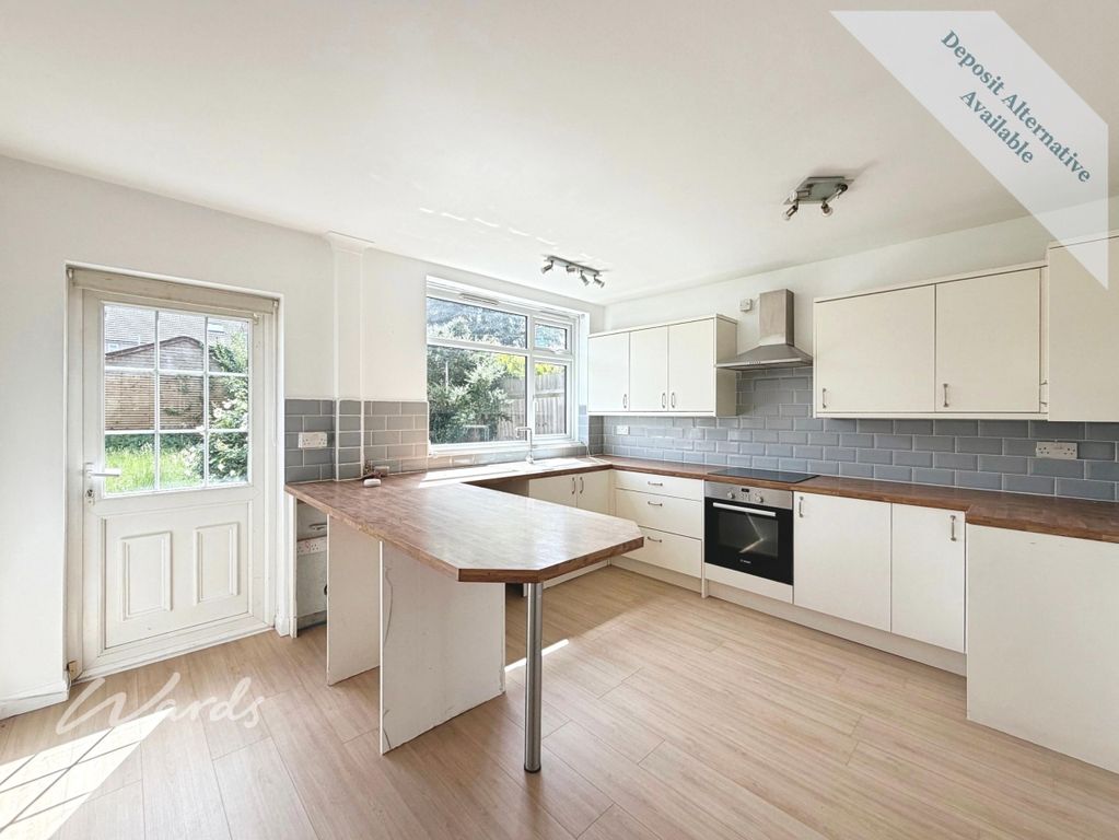 Property photo 3 of 13 Kitchen