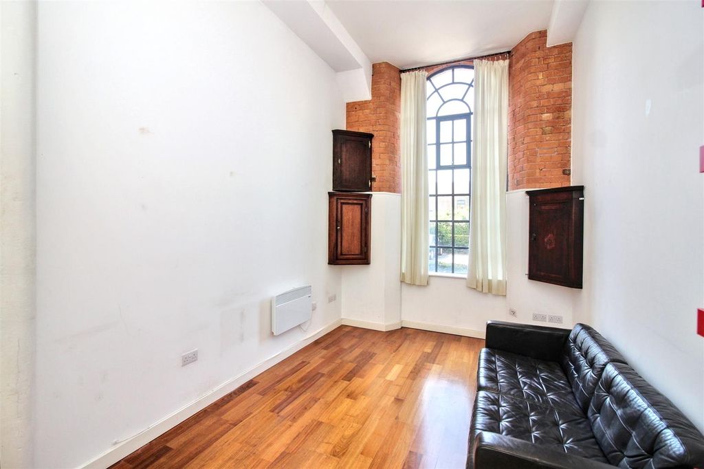 Property photo 3 of 10 Img_9236.Jpeg