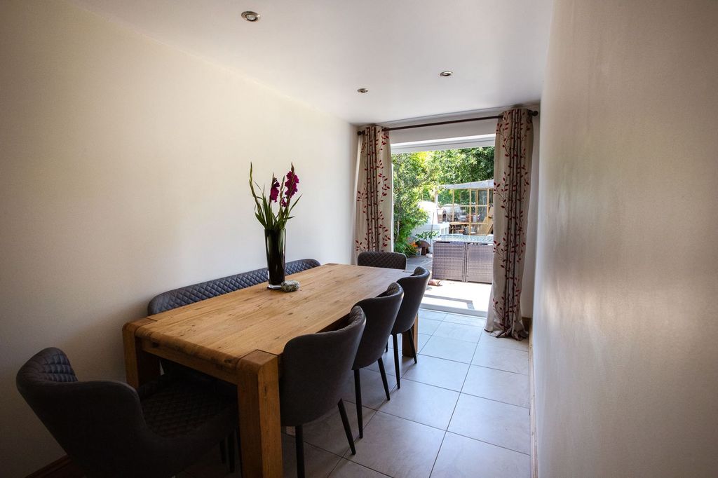 Property photo 3 of 30 Dining Room
