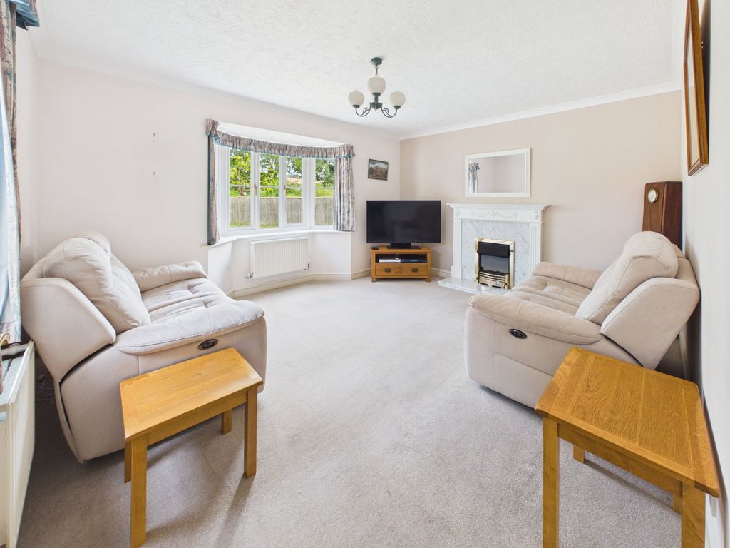 Property photo 3 of 17