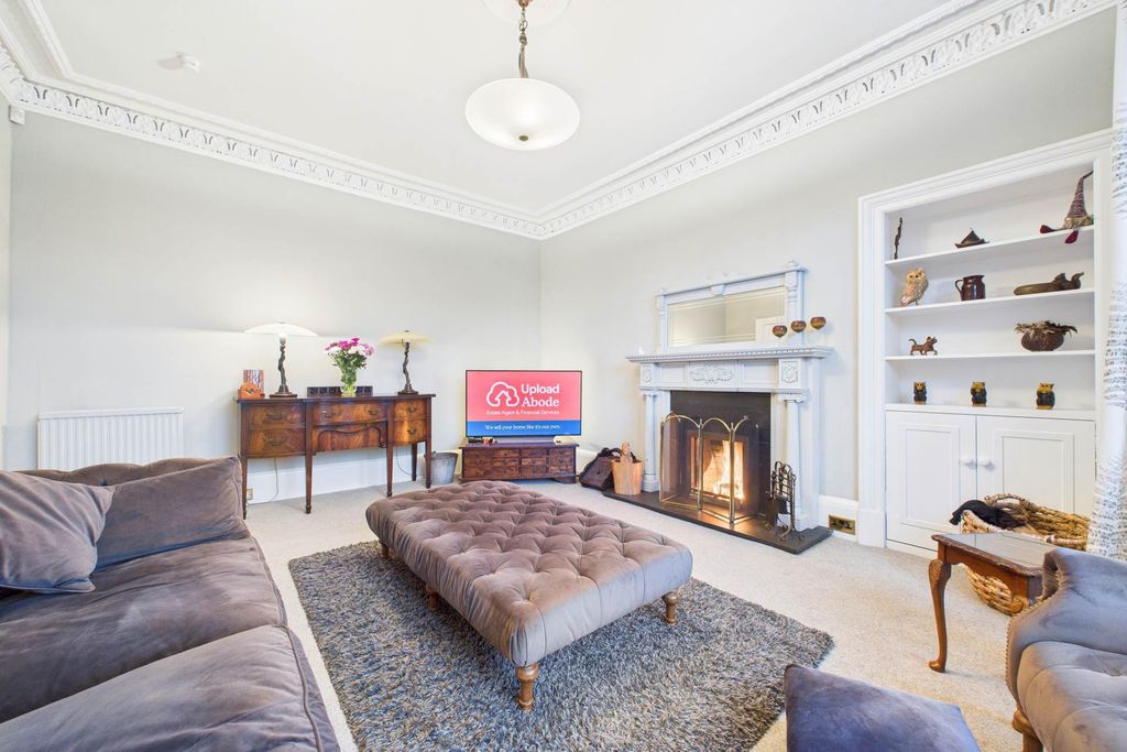 Property photo 3 of 39