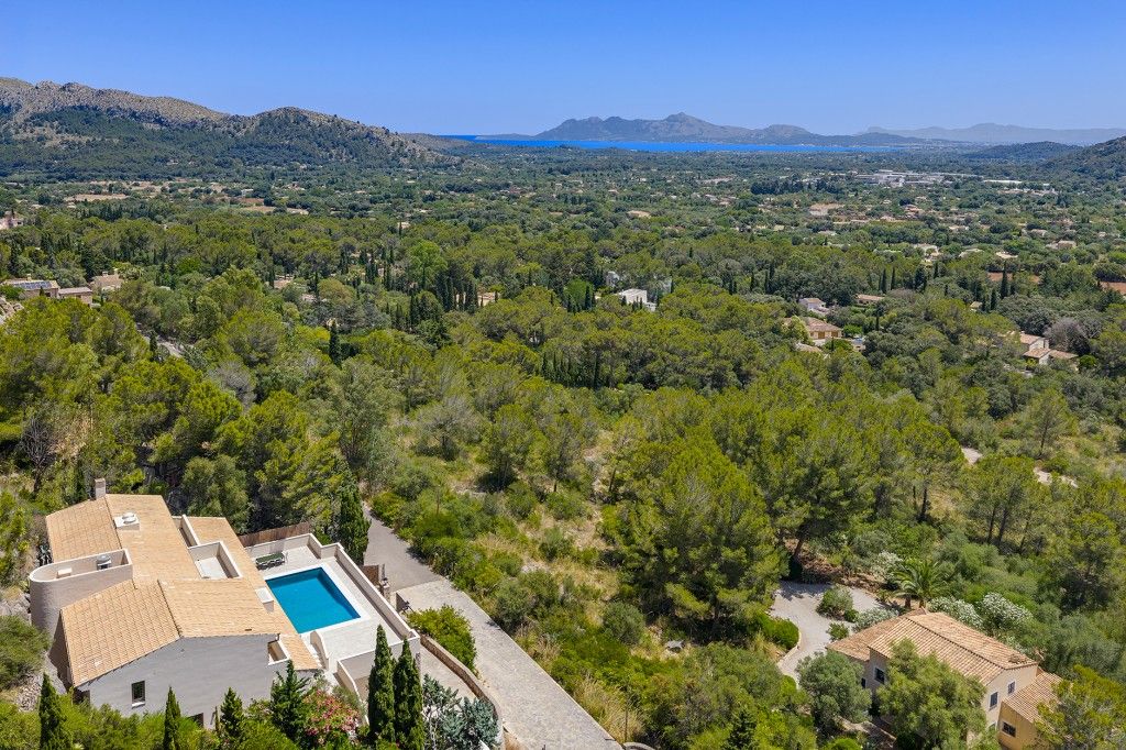 Property photo 2 of 20 Aerial (2)