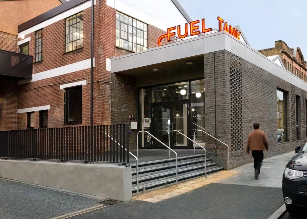 Property photo 1 of 5