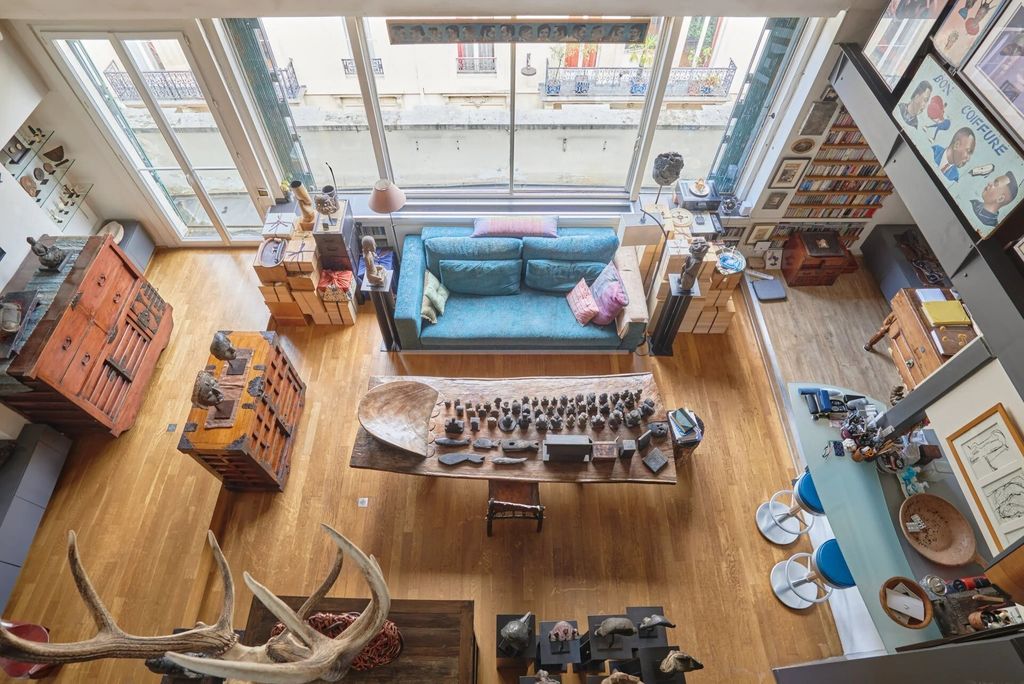 Property photo 1 of 19 Paris IX – Artist's Studio – Occupied Life Annuity