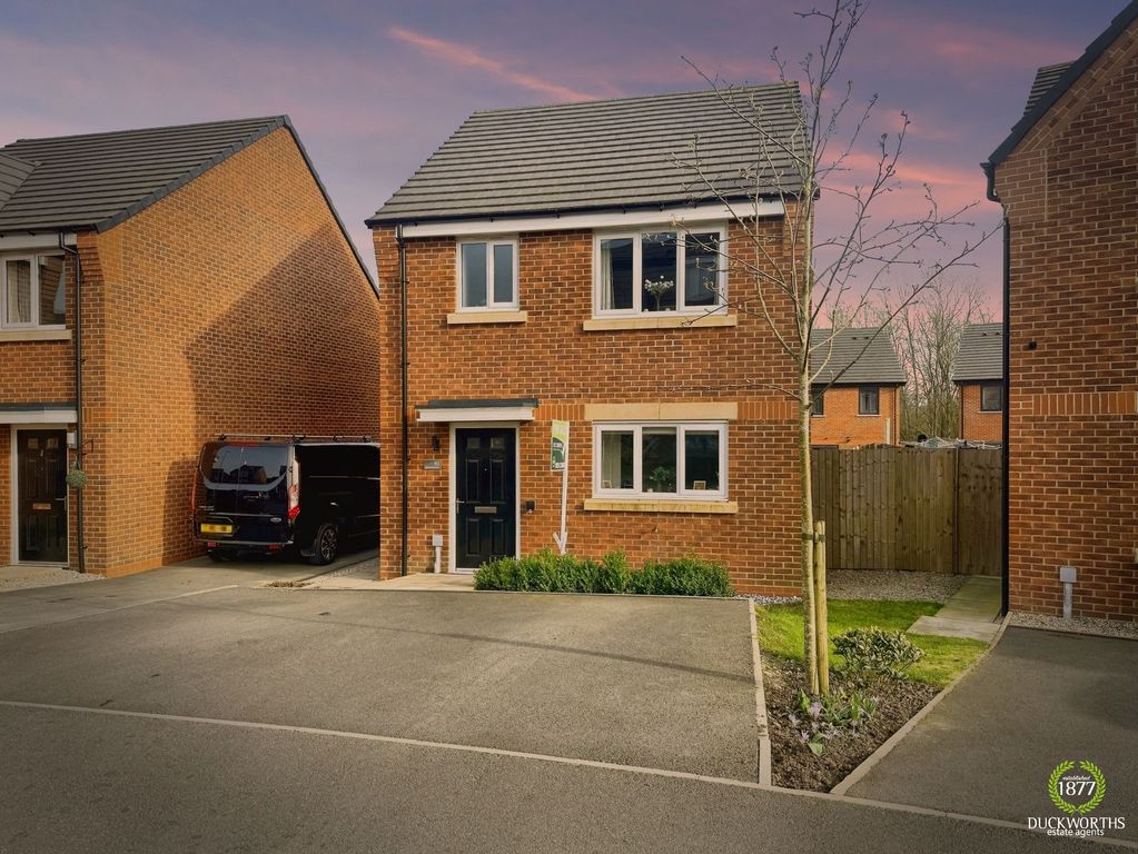 Property photo 1 of 27