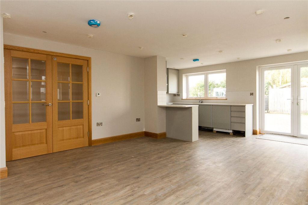 Property photo 2 of 8 Picture No. 02