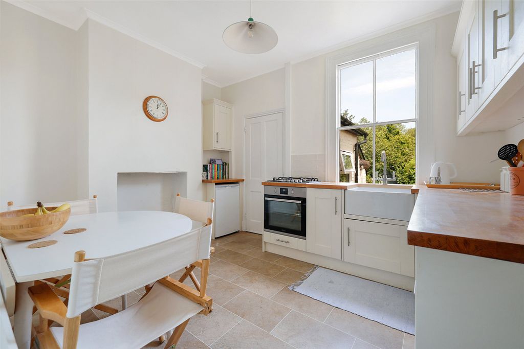 Property photo 2 of 10 Picture No. 04