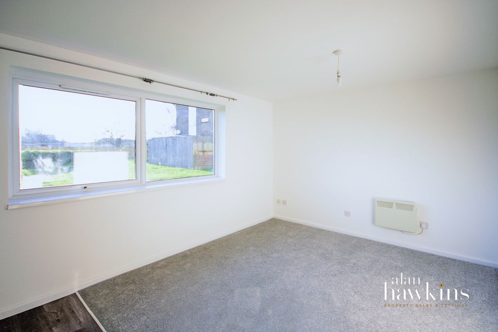 Property photo 2 of 6 Img_5006-2