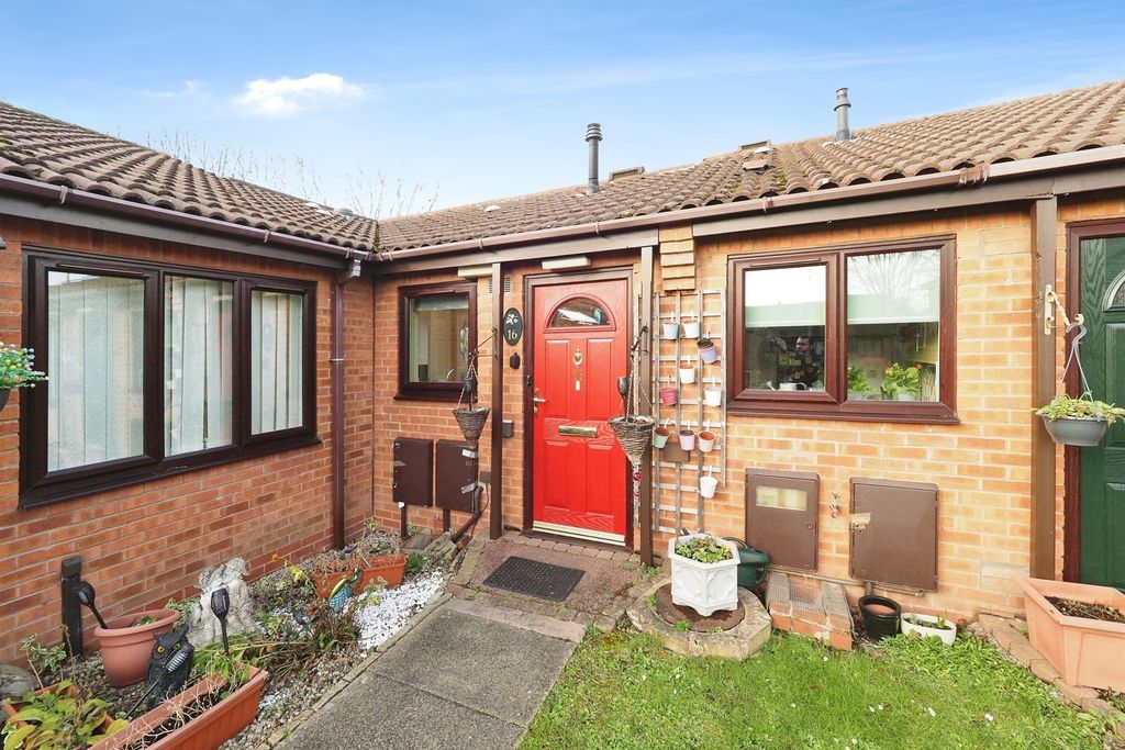 Property photo 1 of 17