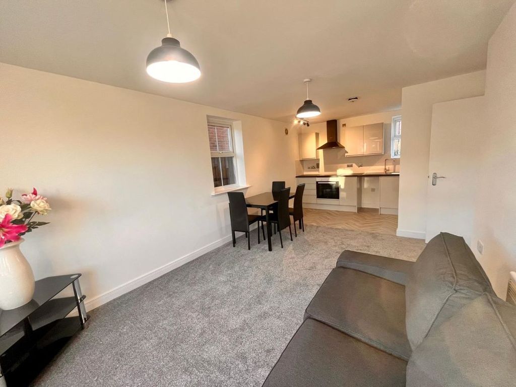Property photo 3 of 10 Image 3
