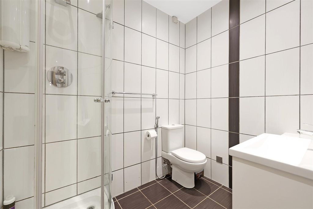 Property photo 2 of 11 Levi3213.Jpg